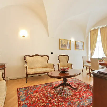 Chateau 9 By Adrez Apartman *