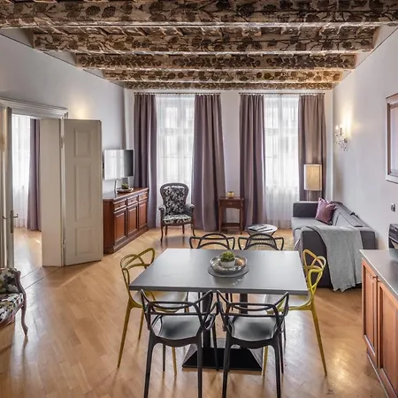 Apartment Chateau 9 By Adrez