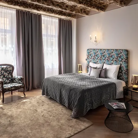 Daire Chateau 9 By Adrez *