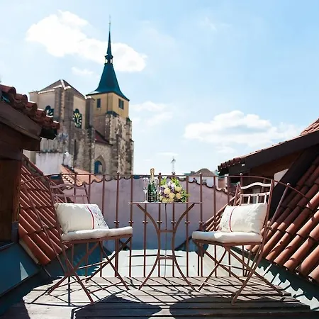 Chateau 9 By Adrez * Prague