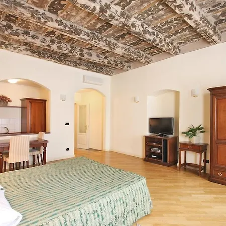 Apartment Chateau 9 By Adrez Prague