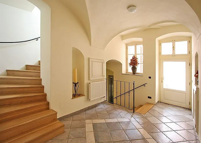 Chateau 9 By Adrez Apartment