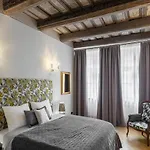 Apartment Chateau 9 By Adrez Prag