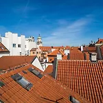 Apartment Chateau 9 By Adrez