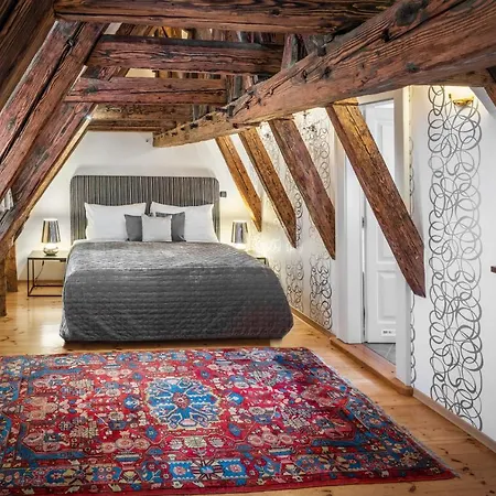 Chateau 9 By Adrez Apartmán