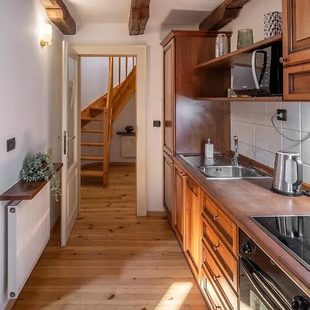 Chateau 9 By Adrez Apartmán