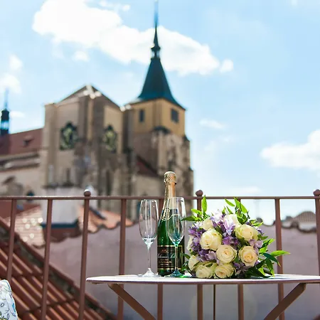 Chateau 9 By Adrez Apartmán Praha