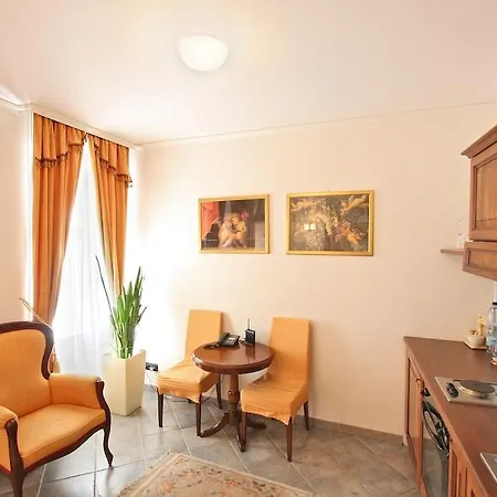 Chateau 9 By Adrez Apartmán